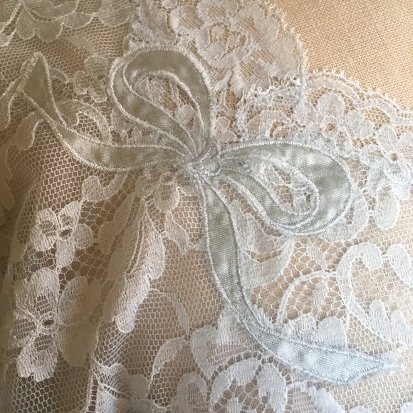 Pale blue vintage nylon robe size small - Picture 7 of 8